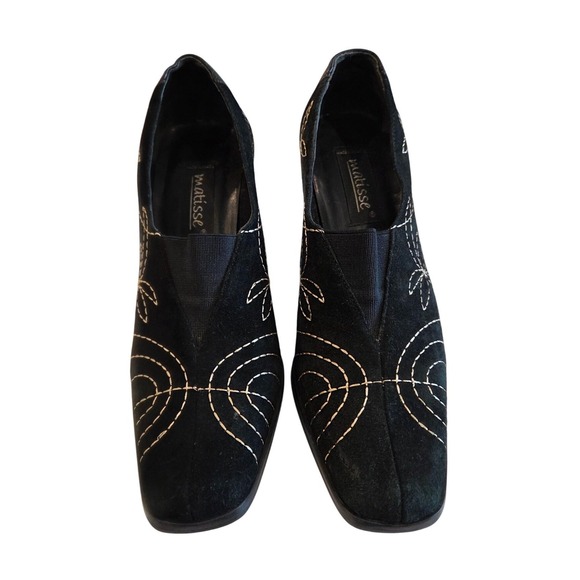 Matisse Women's Black Suede Embroidered Heel Booties Size 7M Made in Brazil - Picture 4 of 10